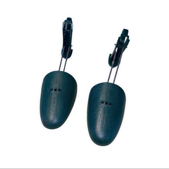 Shoe Expander/Stretcher Green Plastic - Picture 3 of 4